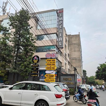 Hotel Imperial Executive Ludhiana Ngoại thất bức ảnh