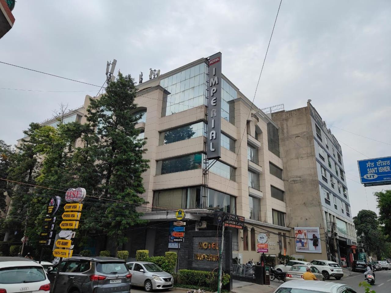 Hotel Imperial Executive Ludhiana Ngoại thất bức ảnh