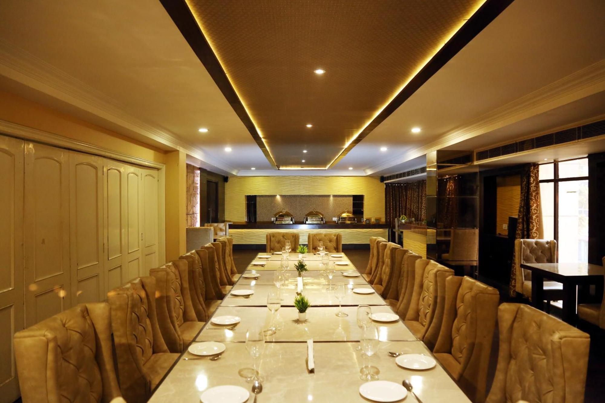 Hotel Imperial Executive Ludhiana Ngoại thất bức ảnh