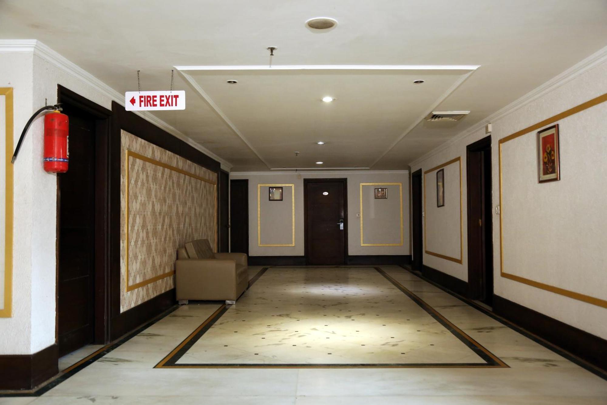 Hotel Imperial Executive Ludhiana Ngoại thất bức ảnh